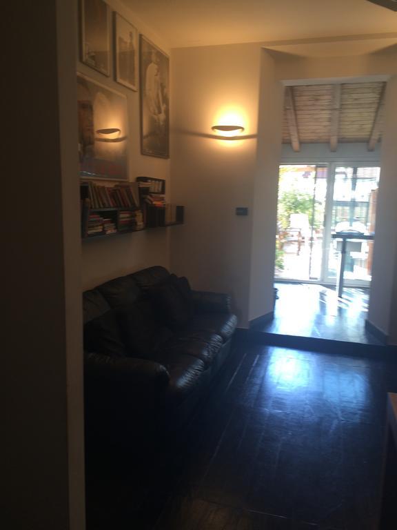 شقة Amazing Flat With Terrace ميلان الغرفة الصورة