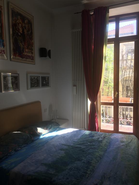 شقة Amazing Flat With Terrace ميلان الغرفة الصورة